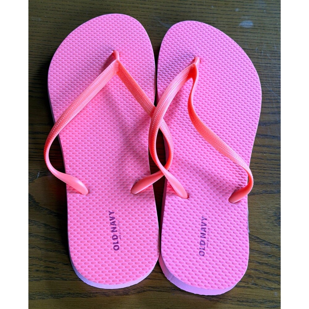 Old Navy Women's Pink Flip Flop Sandals Slip-On Rubber Logo US 9/10